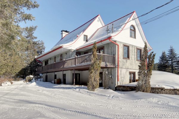 Chalet Beaux souvenirs saint-sauveur 43