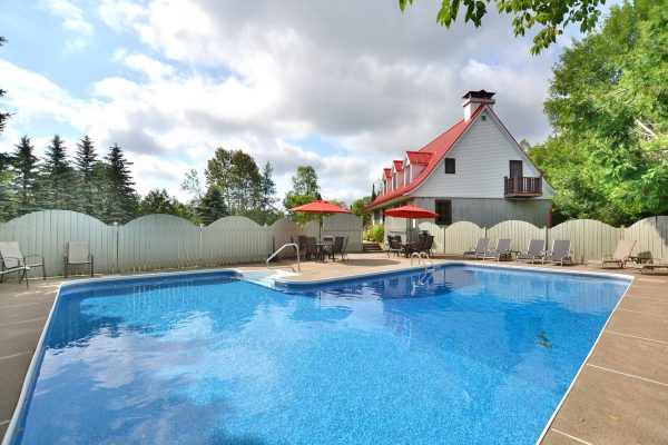 Chalet Beaux souvenirs saint-sauveur 53